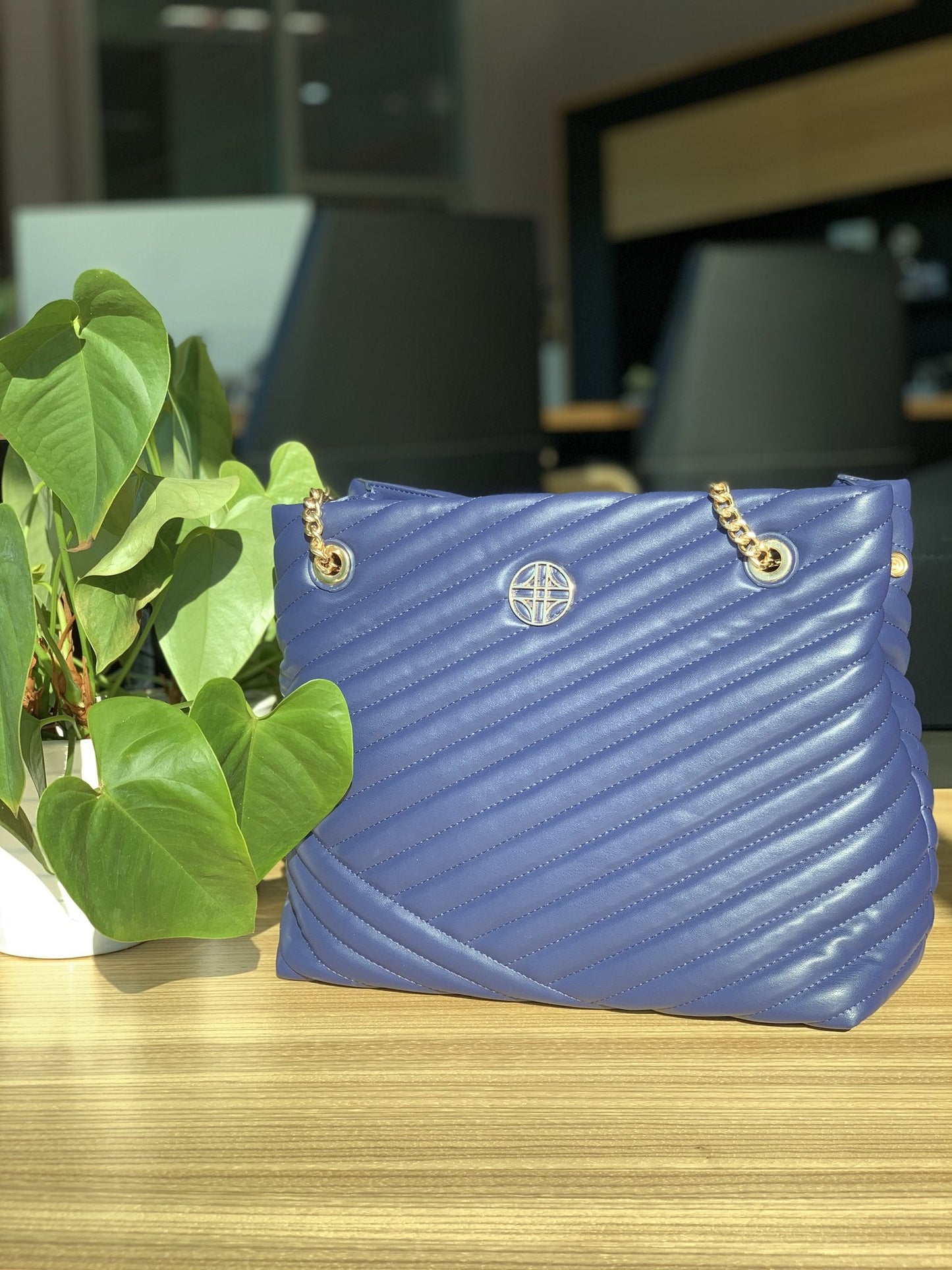Cameleon Flora Women's Vegan Concealed Carry Bag