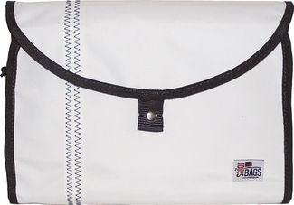 SailorBags Newport Hanging Vegan Toiletry Kit