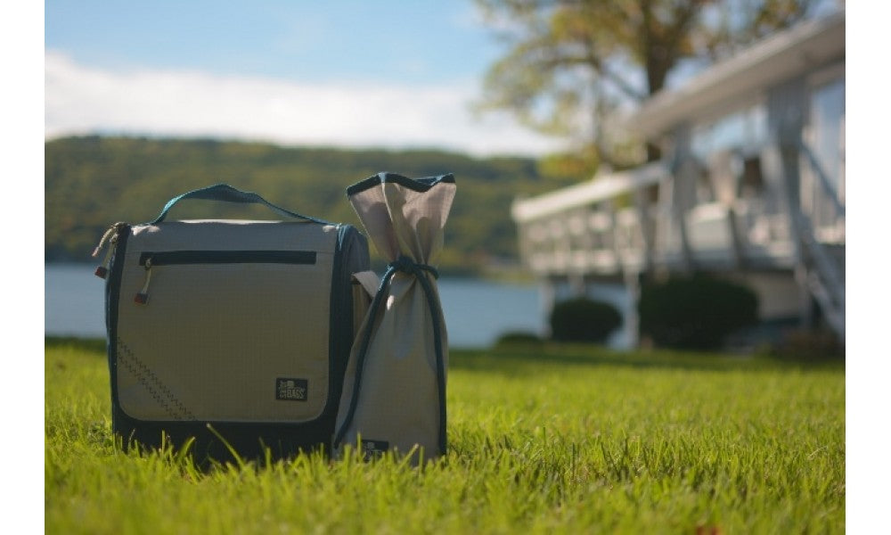 SailorBags Silver Spinnaker Soft Vegan U-zippered opening Lunch Box