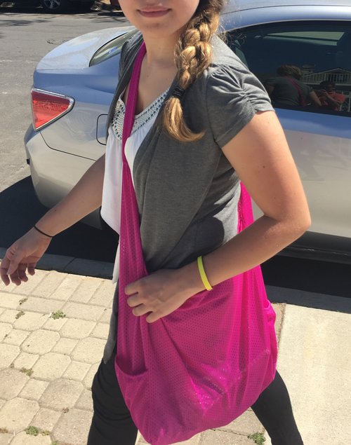 Vine Street Market USA Fuchsia Quick-dry Mesh Gym Athletic Tote