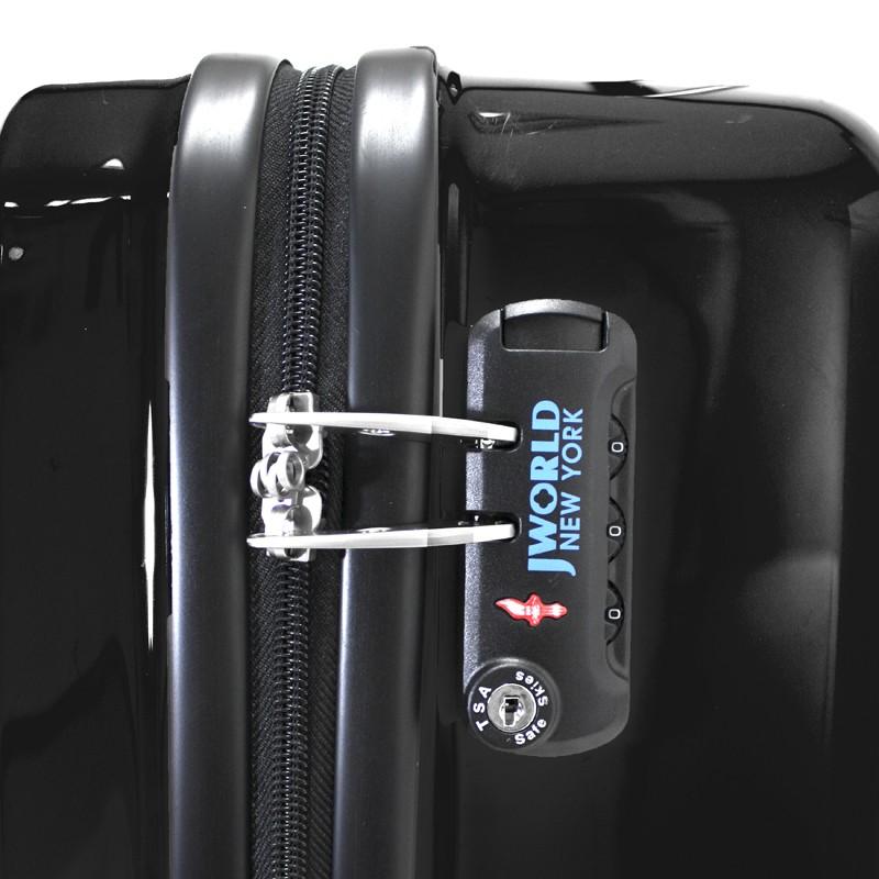 J World New York 18" CUE Lightweight Hardside Carry-On